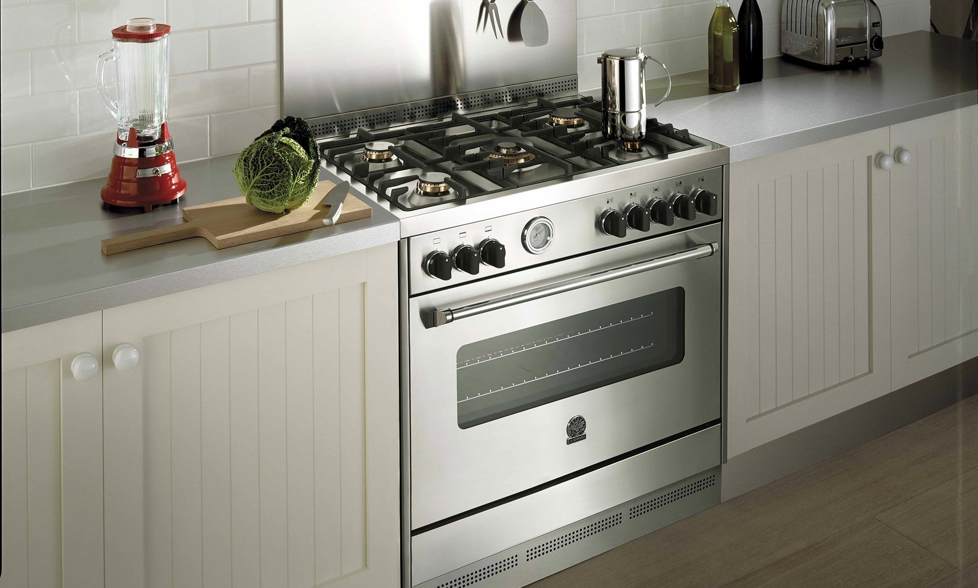 Bertazzoni la Germania - Americana Series